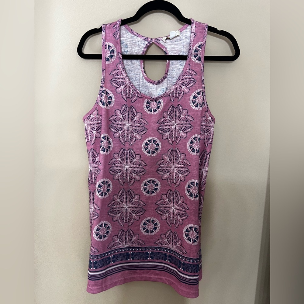 Suzanne Betro Pink Patterned Keyhole Long Tank Size Large